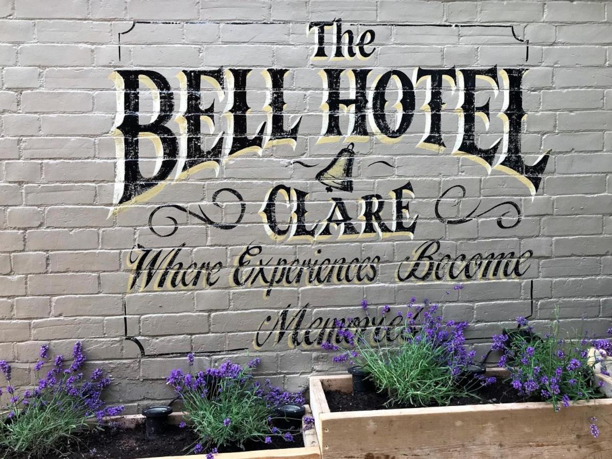 Clare The Bell Hotel חדר תמונה